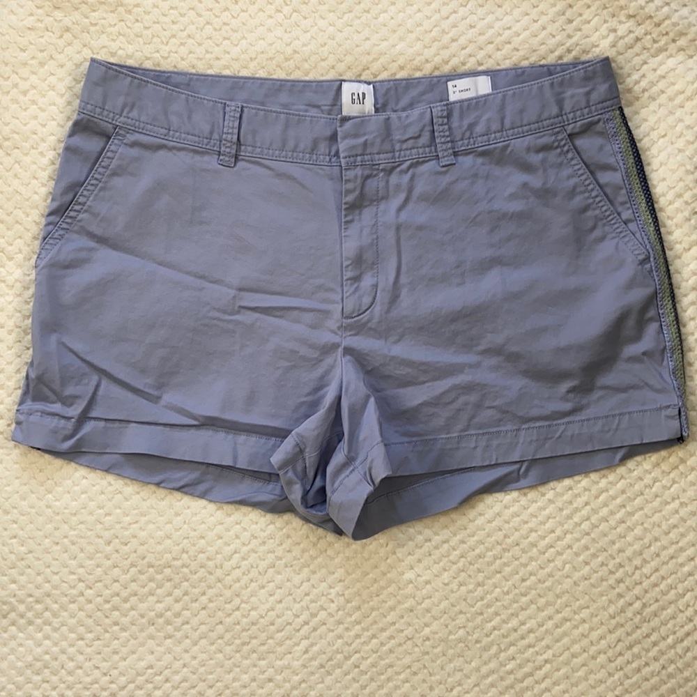 Gap 3" Shorts